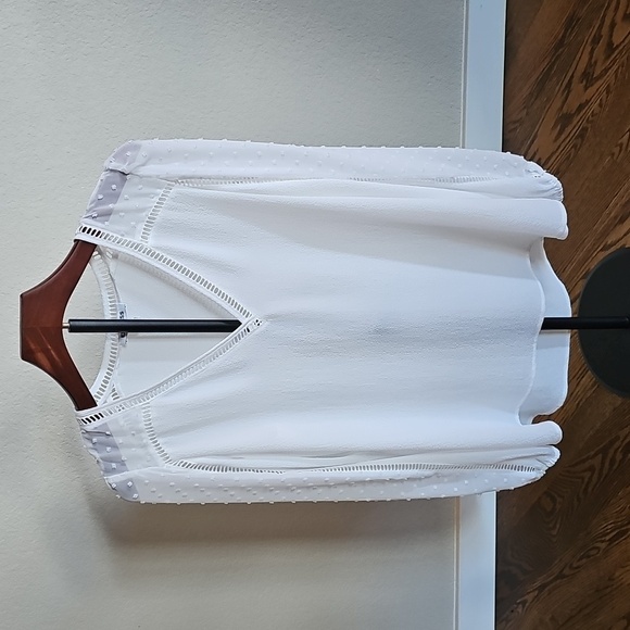 Express Tops - Express White Top